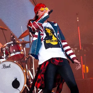 Guns 'n' Roses Cover c/ Use Your Guns